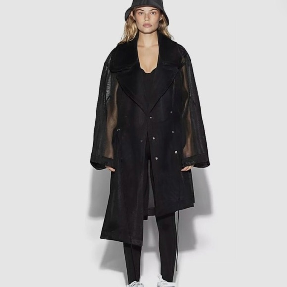 IVY PARK Black Trench Coat - Picture 9 of 10